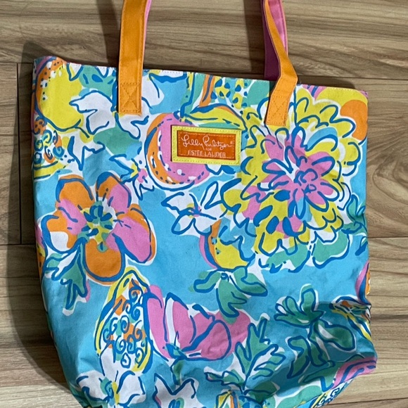 Lilly Pulitzer For Estée Lauder Colorful Floral Print Canvas Tote Bag. - Picture 8 of 15